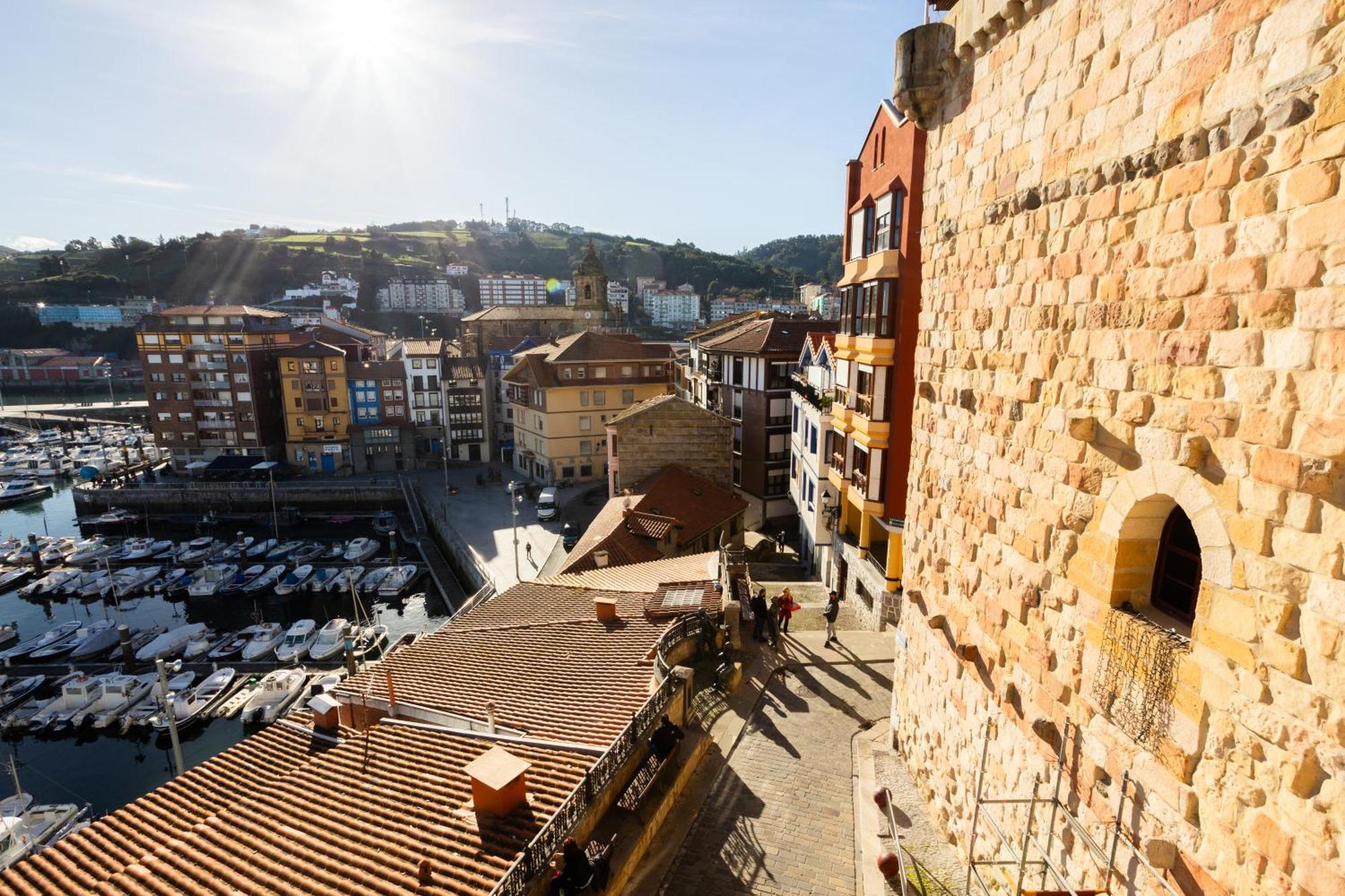 Apartamentos Bermeo, Museoa Buitenkant foto